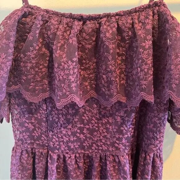 H&M Lace Burgundy Midi Dress Size 6 Dark Purple NWT - Picture 3 of 6